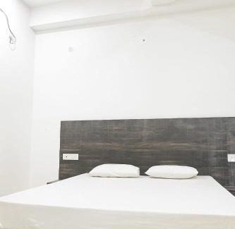 Bihar Sharif Hotel | Clover