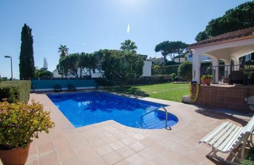 Blanes Villa | Club Villamar - Issei