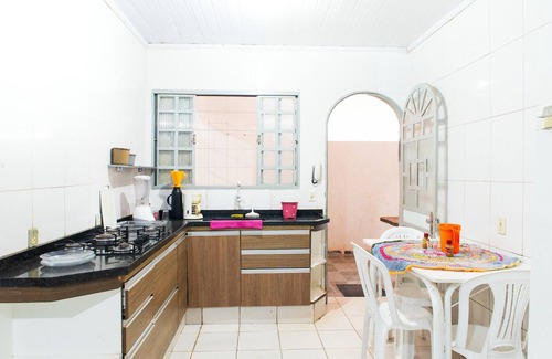 Aguas Claras House | CMC Guesthouse