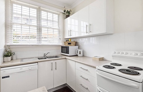 Narrabeen Apartment | Coachhouse on the Beach