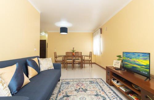 Sao Sebastiao Apartment | Coast 2 Bedroom Apart Setúbal 45 min from Lisbon
