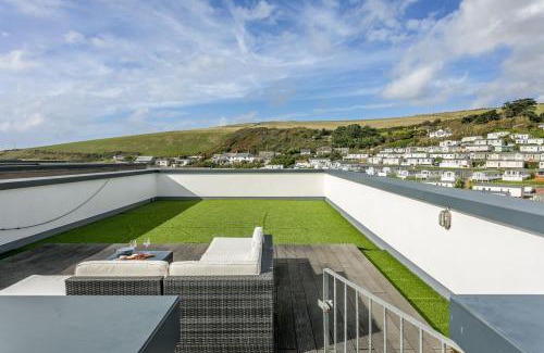 Challaborough House | Coast at Beachdown