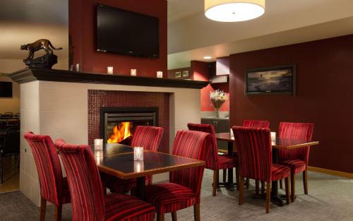 Pullman Hotel | Coast Hilltop Inn