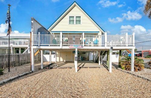 Holiday Beach House | Coastal Bliss