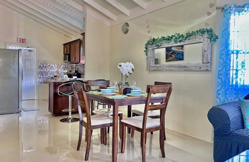 Falmouth House | Coastal cay