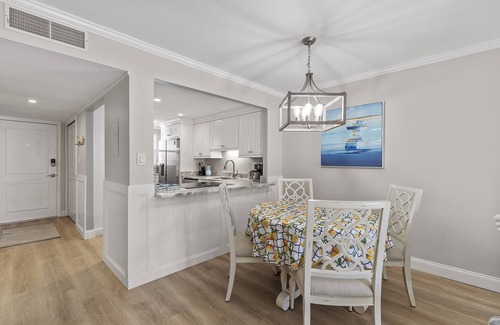 New Smyrna Beach Condo | Coastal Chic Condo with Lovely Ocean View