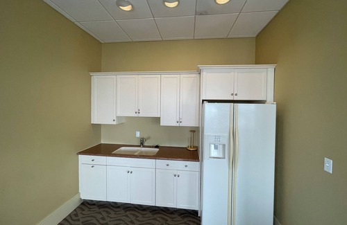 Wildwood Crest Condo | Coastal Colors Penthouse, Luxury 4 Bedroom Beach Block Rental