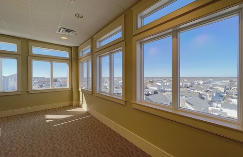 Wildwood Crest Condo | Coastal Colors Penthouse, Luxury 4 Bedroom Beach Block Rental