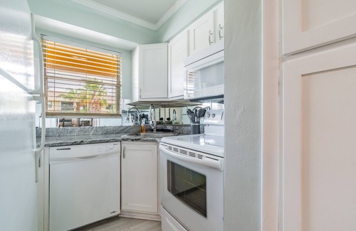 Dunedin Condo | Coastal Condo on Dunedin Causeway!