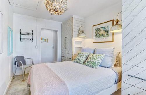 Ocean Cay House | Coastal Cottage 212 - Oceanview Deck and Patio - Grill - Steps from the Beach