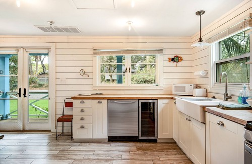 Folly Beach Cottage | Coastal dog-friendly retreat near the beach with yard access and WiFi