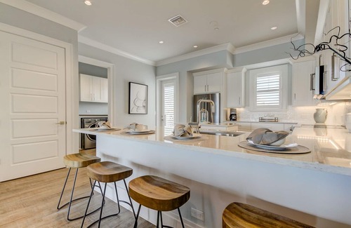 Clearwater Beach House | Coastal Gateway - Amazing Luxury Waterfront Townhome w/Boat Slip/Pool/Hot Tub