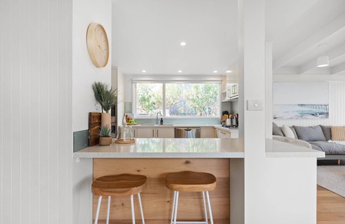 McCrae House | Coastal Hideaway McCrae - relax amongst the gum trees