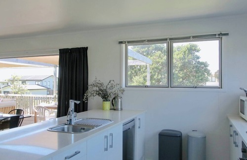 Whiritoa House | Coastal Retreat - Whiritoa Holiday House