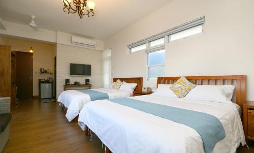 Donghe House | Coastline Azure B&B