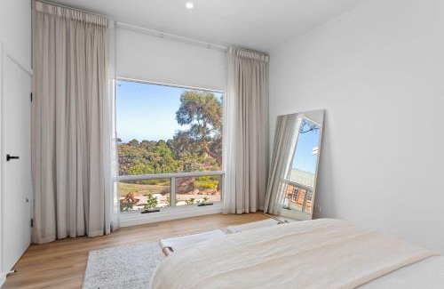 Boston Apartment | Cobble + Stone