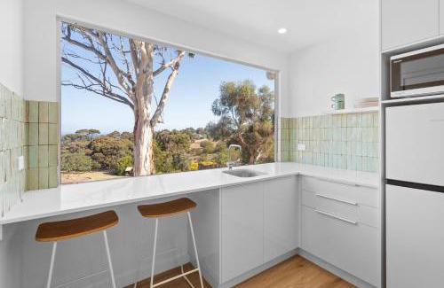 Boston Apartment | Cobble + Stone