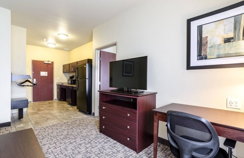 Carrington Hotel | Cobblestone Inn & Suites - Carrington
