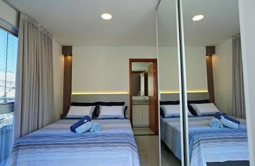 Campeche Central Apartment | Cobertura Duplex no Campeche Florianópolis, 2 quartos com ar-condicionado, 3 banheiros, WiFi 1Gb, Cozinha completa, Estacionamento, Amplo terraço coberto com churrasqueira