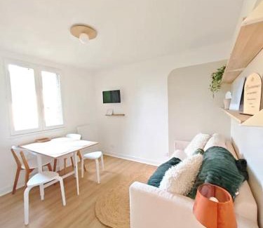 Bielle Apartment | "Cocon biellois" - calme, vue & parking