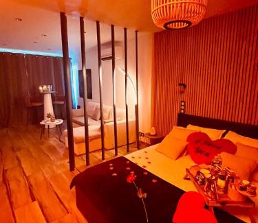 Le Barcares Apartment | Cocon détente pour 2 avec hammam et jacuzzi privé Mer Lac