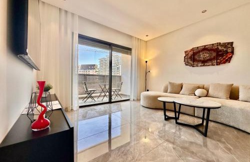 Oulad Khallouf Apartment | Cocon Elégant CFC, Pool, Gym & Parking Gratuit