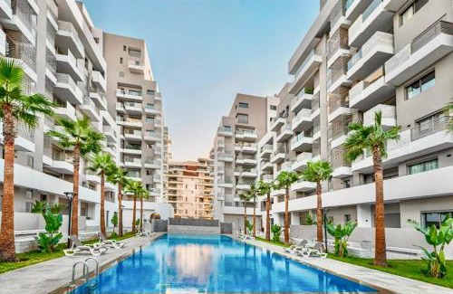 Oulad Khallouf Apartment | Cocon Elégant CFC, Pool, Gym & Parking Gratuit