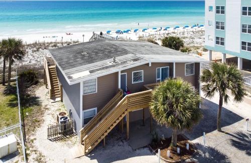 Fort Walton Beach House | Coconut Beach House B by Brooks and Shorey Resorts villa