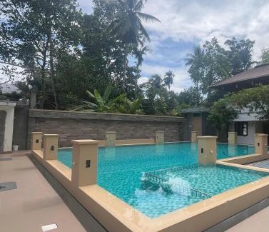 Kuzhuppilly House | Coconut Garden