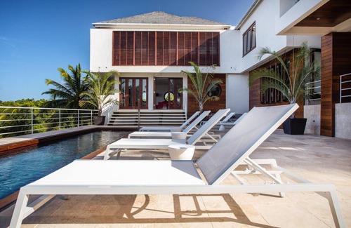 Summerfield Villa | Cocosan - Private Modern Luxury Villa With stellar views of the ocean