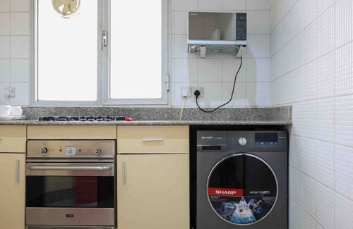 Salmiya Apartment | Code Housing MH8