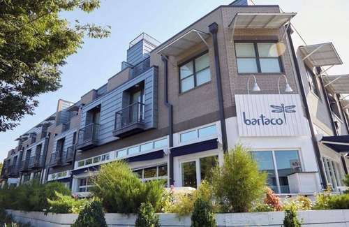 12 South Apartment | Coffee Shops, Restaurants, Bars, Salons and Boutiques, just steps away.