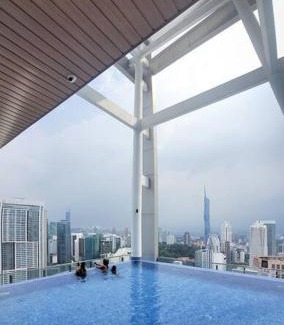 Kuala Lumpur City Centre Apartment | COL 29B Cozy Studio with KLCC Balcony View