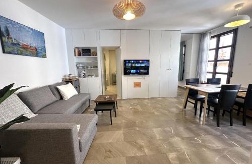 Central District Apartment | Colcha Suites - Duplex Penthouse