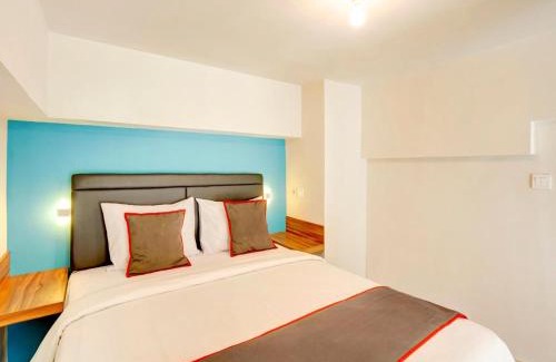 Waru Hotel | Collection O 30 Amega Crown Sub