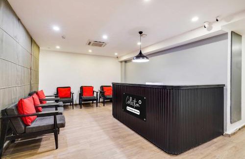 Domlur Hotel | Collection O Indiranagar