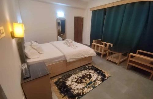 Pelling Hotel | Collection O Pelling Kanchenjunga Mountain View