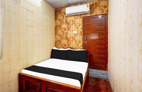 Vadapalani Hotel | Collection O Vadapalani Metro Station Vishnu's Galaxy Rooms