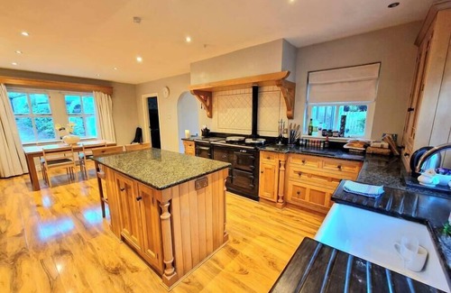 Alston Cottage | Colleton Cottage at Lovelady Shield Free Wi-Fi Hot Tub Nature Retreat