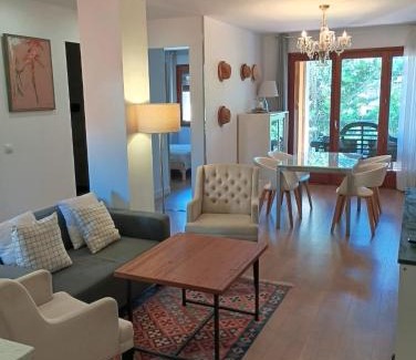 Falset Apartment | Com a casa