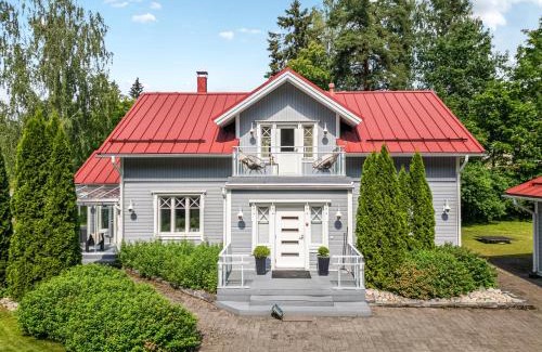 Pirkkala Villa | Come in! "Pirkkala" Spacious city Family Villa near Lake & Airport