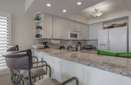 Redington Shores Condo | Come on Down - Escape to the Sunshine