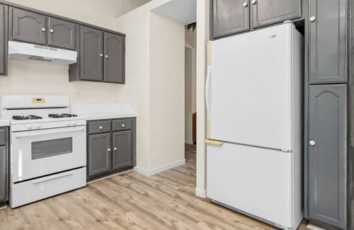 Hesperia House | Come Unwind in the High Desert!