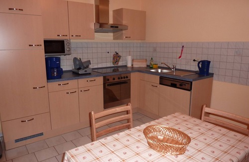 Niedenstein Apartment | Comfort apartment, 72 sqm dream view, Kassel, Documenta , near Edesee-Fritzlar