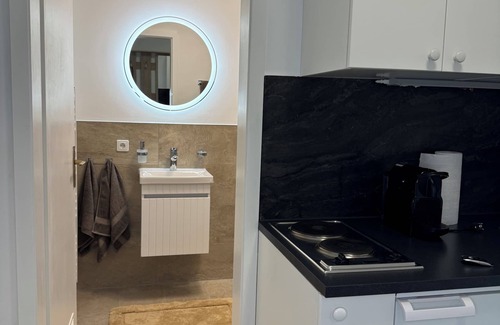 Bad Nauheim Apartment | Comfort Apartment's - quiet oasis - 1 room balcony 1-2 persons Self-Check-in 24h