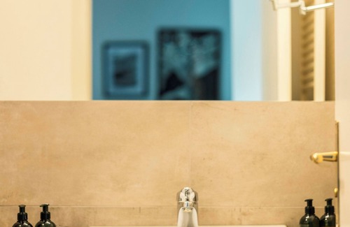 Inzlingen Apartment | Comfort Doppelzimmer mit Dusche und WC