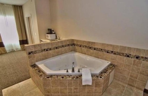 Apalachin Hotel | Comfort Inn Apalachin/Binghamton W Route 17