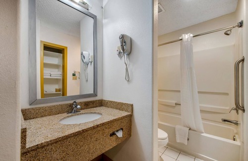 Heather Gardens Hotel | Comfort Inn Denver Southeast Area