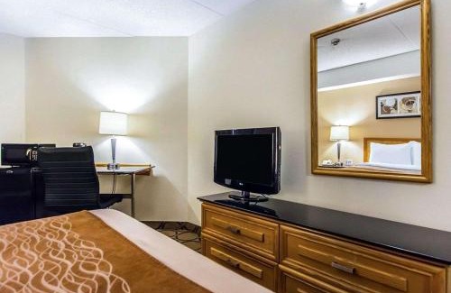 Sudbury Hotel | Comfort Inn East