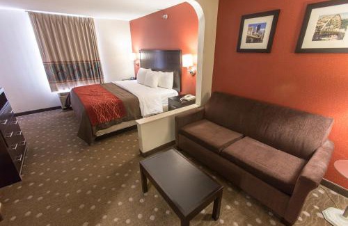 South Hills Hotel | Comfort Inn Pittsburgh Crafton